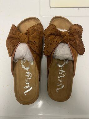 Very G Brown Suede Bow Slide Sandals
